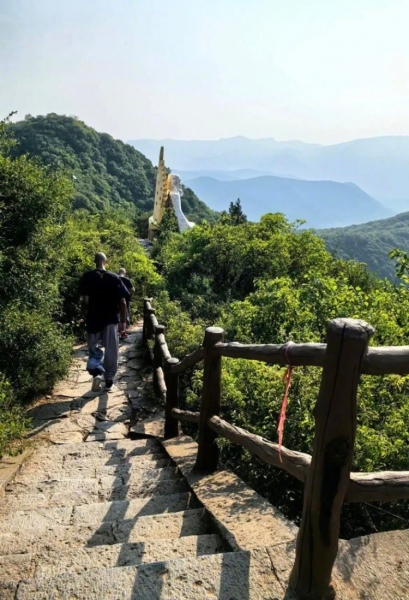 10天闭关修行！马刺官博：文班的少林寺修行接近尾声了🪷