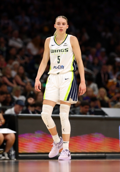 阿贾缺阵王牌被飞翼打了一波24-2 但末节最后时刻17-2完成逆转！