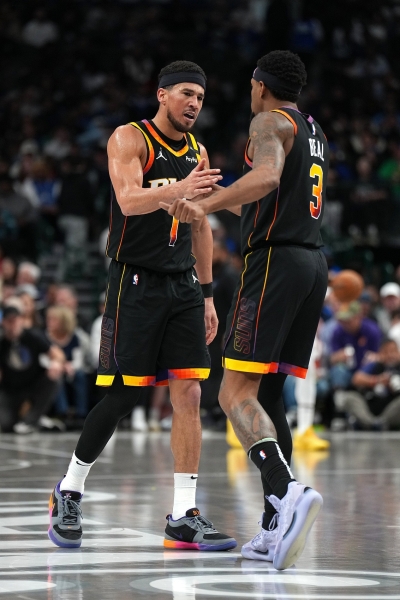 篮球是长人运动😂？交易达成后 太阳现有阵容后卫多达10位！
