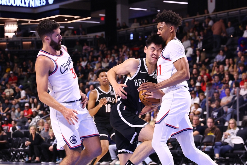 之前征战NBA的中国球员成绩如何？姚明👍 阿联曾30+ 孙悦有💍