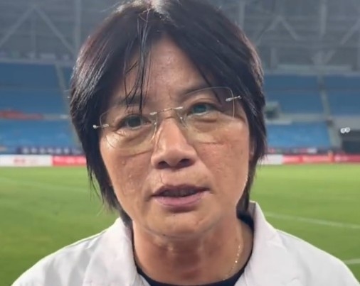 水庆霞：我是盐城人为盐城队加油，苏超爆火更注重的是比较纯粹