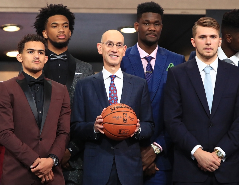 付政浩：开拓者GM真是NBA版及时雨 独行侠送东契奇好歹还互换筹码