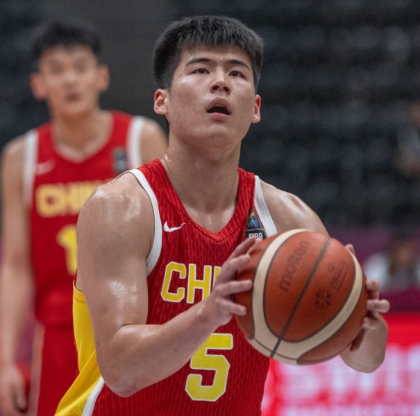 麦穗丰：陈家政可能是中国U19男篮在世界杯的最大收获 得分稳定