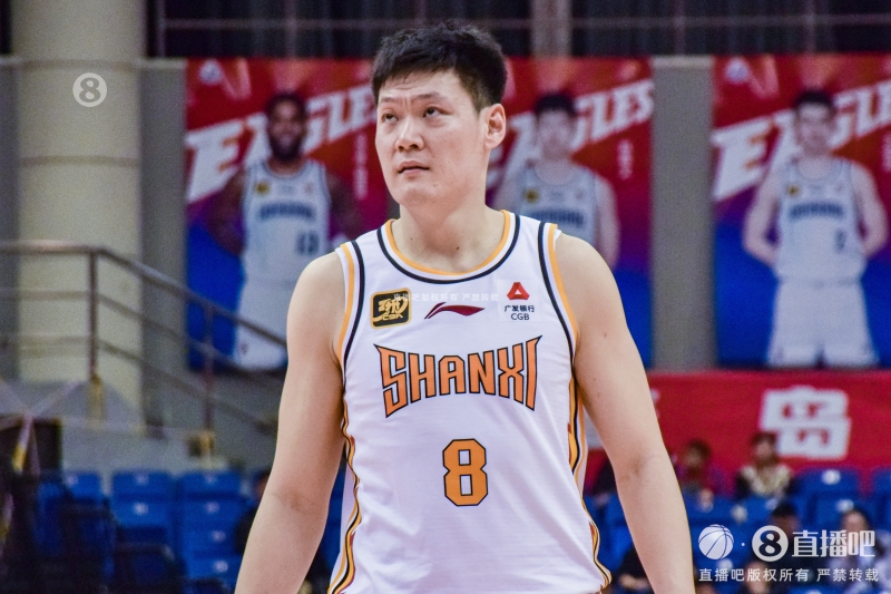 球迷网：山西男篮已经与张宁完成续约