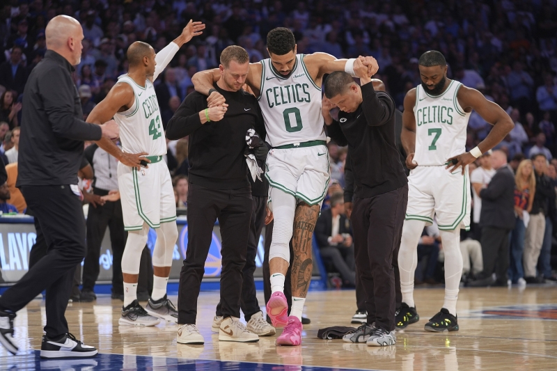 KD：塔图姆和利拉德跟腱受伤后都联系了我 感觉我都成跟腱专家了